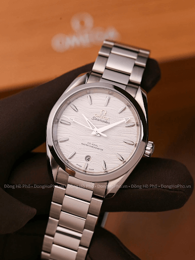 Omega Aqua Terra 220.10.38.20.02.003 Co-Axial Master Chronometer